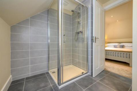 23 Woodlands Road - Internal (2 of 50).jpg