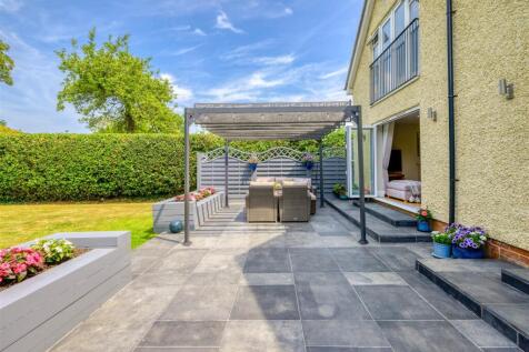 10 Grove Road - External (11 of 20).jpg