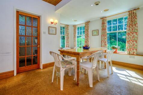 22 Sedgewell Road - Internal (6 of 49).jpg