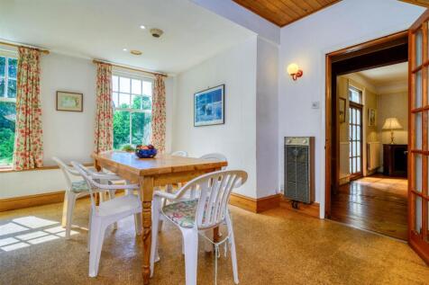 22 Sedgewell Road - Internal (9 of 49).jpg