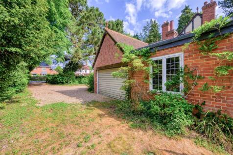 22 Sedgewell Road - External (7 of 16).jpg