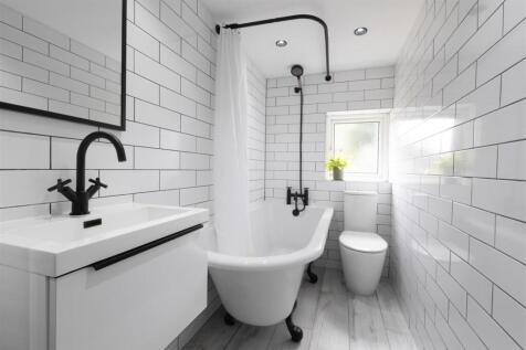4-bathroom-1.jpg
