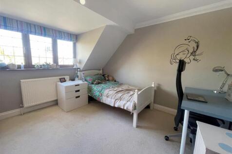 Bedroom4.jpg