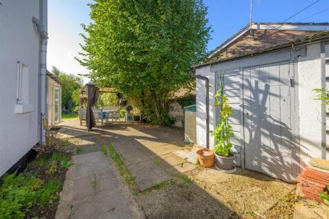 Beech House - External (2 of 13).jpg