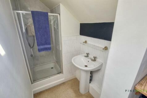 Ensuite two