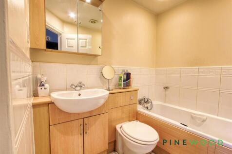 EN-SUITE 1
