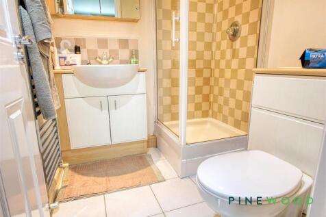 EN-SUITE 2