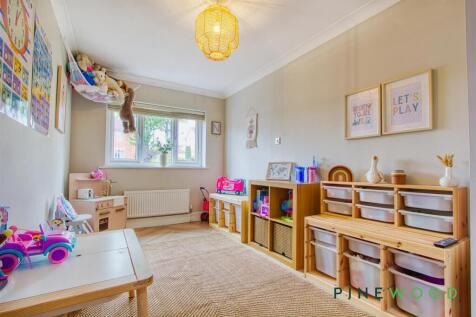PLAY ROOM