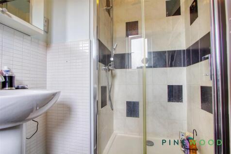 ENSUITE (BEDROOM 2)