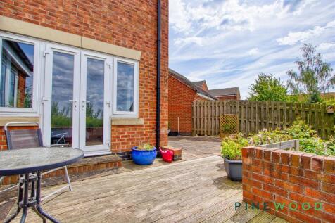 DECKING