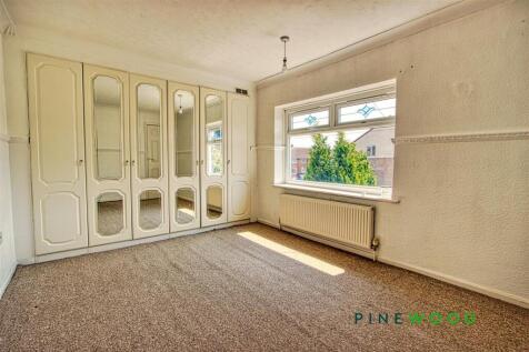 Bedroom(Front)