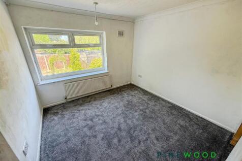 Bedroom(Rear)