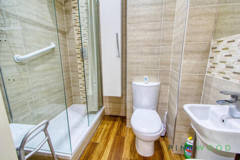 Ensuite (Bedroom 1)