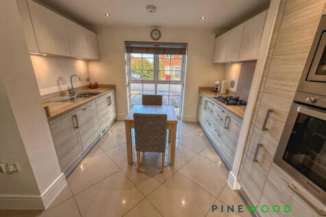 Kitchen / Diner