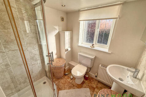 Ensuite Shower Room