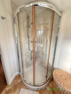 Ensuite Shower Room