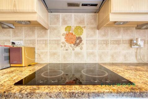 KITCHEN / BREAKFAST ROOM