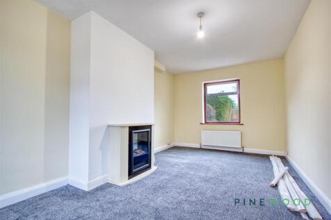 SITTING / DINING ROOM