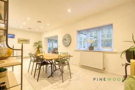 Kitchen / Family / Dining Room