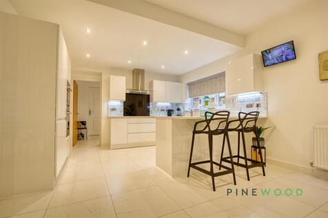 Kitchen / Family / Dining Room