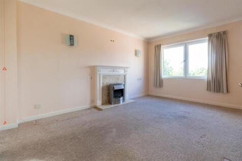 Heath Court 44 - Living room