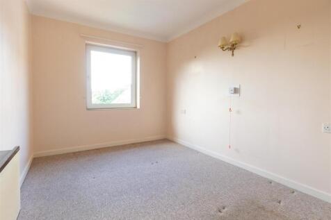 Heath Court 44 - Bedroom