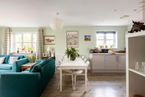 Kitchen/Living Room