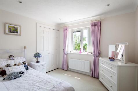 19 The Droveway-25.jpg