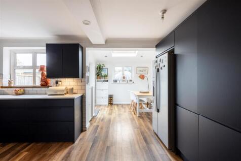 Kitchn into Dining