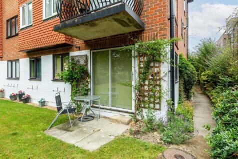 3 Anscombe House-15.jpg