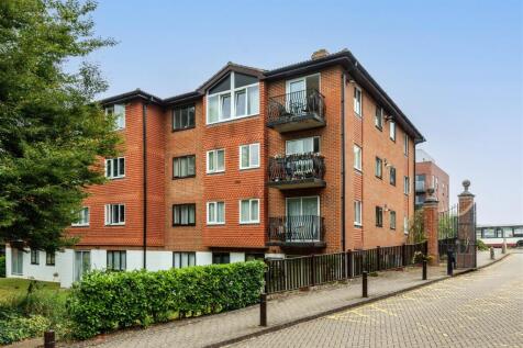 3 Anscombe House-16.jpg