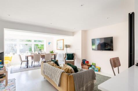 4 Hanbury Lane-13.jpg