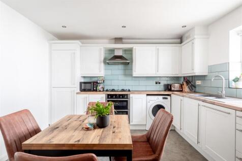 82 Updown Hill-9.jpg