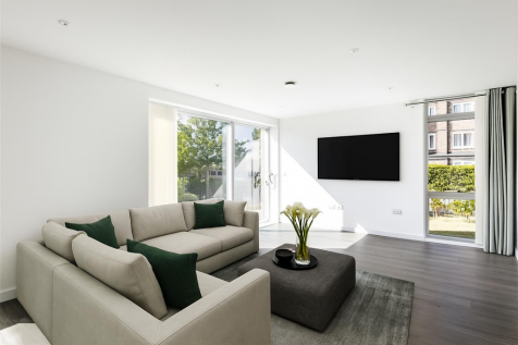 ChatGPT Image Nov 4, 2025, 05_08_36 PM.png