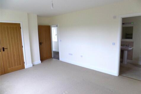 Main Bedroom 1 of 4