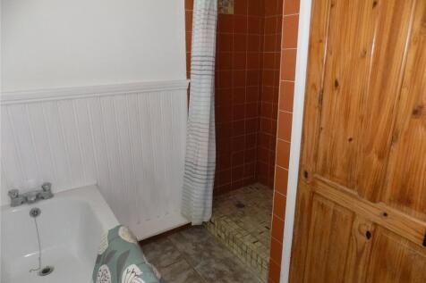 Bathroom/Shower