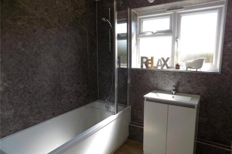 Bathroom (GF)