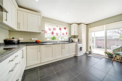Kitchen/Breakfast Rm