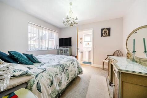 Princiapl Bedroom
