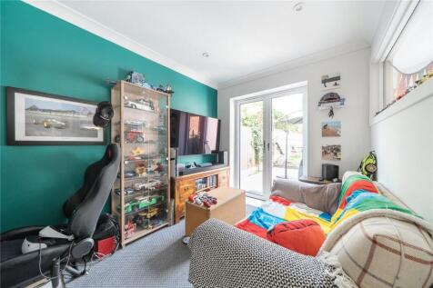 Study / Bedroom