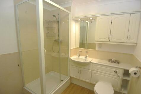 Shower Room.JPG
