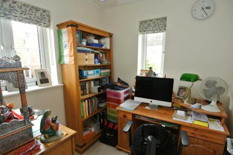 Bedroom 3.JPG