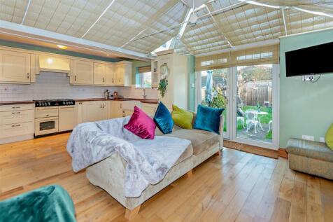 8629729-interior01-800.jpg