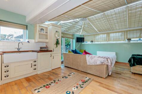 8629729-interior03-800.jpg