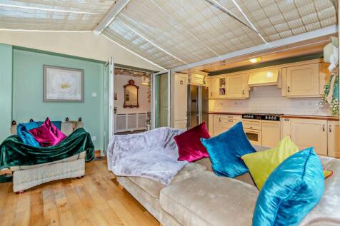 8629729-interior04-800.jpg