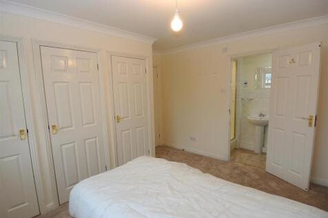 Bedroom 1a.JPG