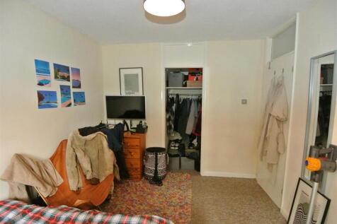 Bedroom 2a.JPG