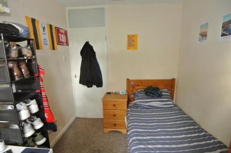 Bedroom 4a.JPG