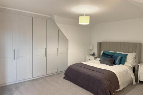 Bedroom and wardrobes.jpeg
