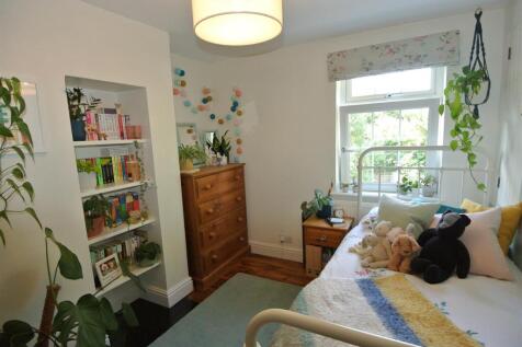 Bedroom 2a.JPG